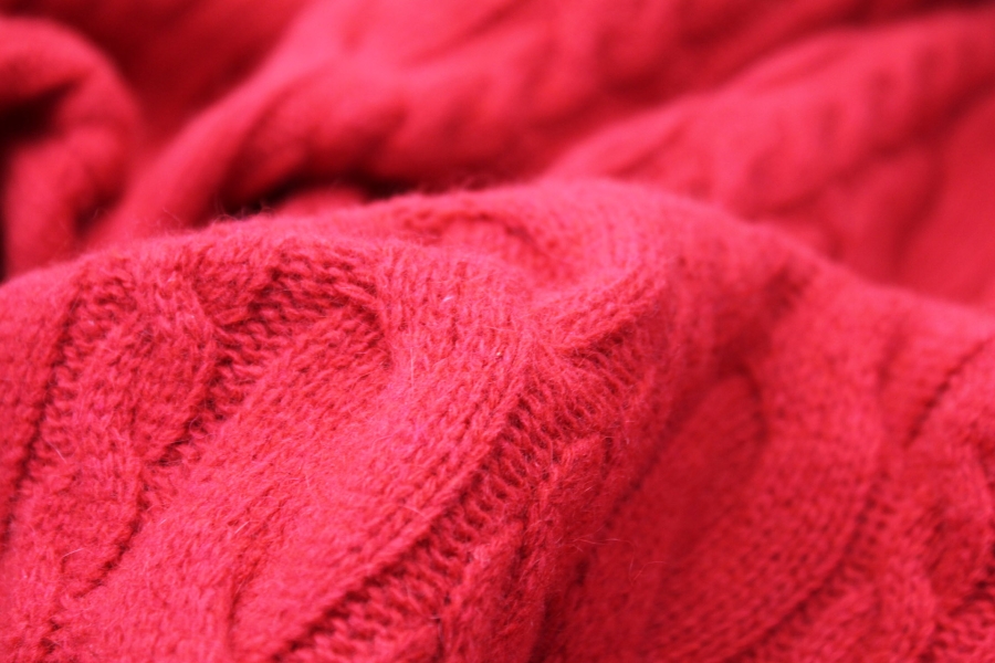 Wool Cable Knit - Red