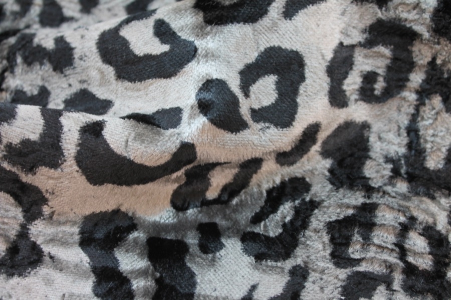 Heavy Cotton Velvet - Black and Grey Leopard