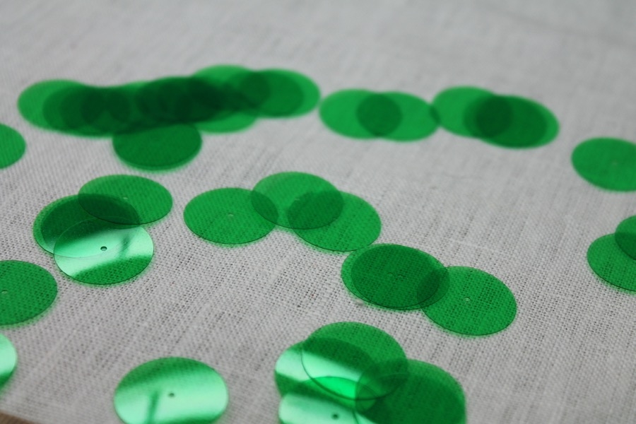 Transparent Green Large Round Sequin - Bag of 30g