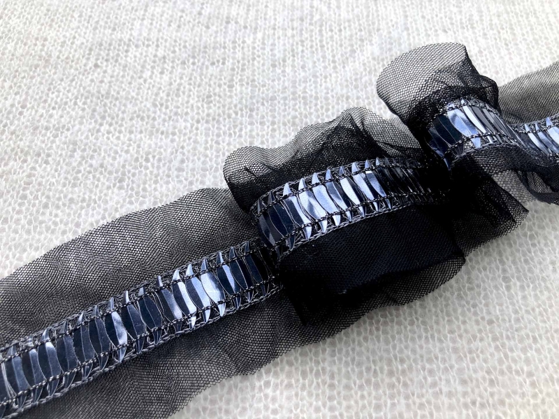 S-Shaped Sequin Trim - Single Gunmetal / Black