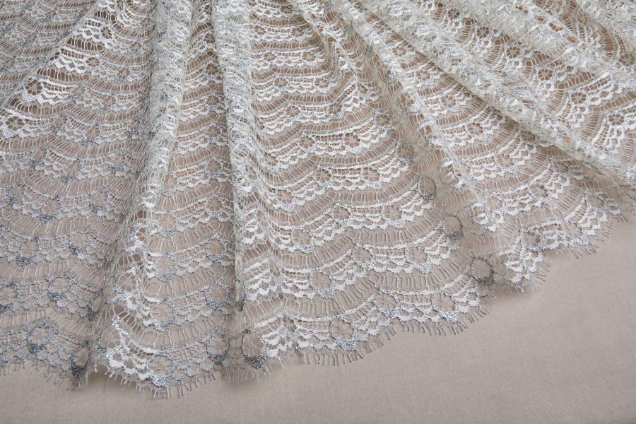 Leavers Lace - Ivory/Silver