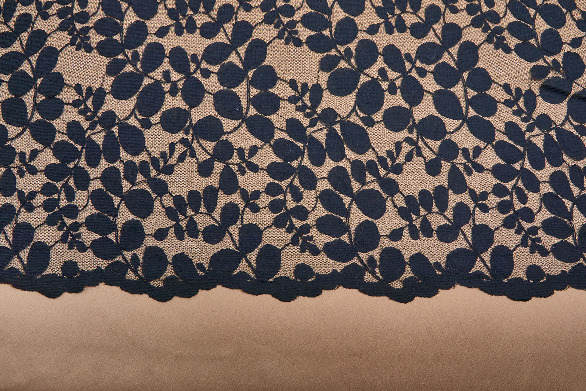 Leaf Pattern Lace - Black fabric, image 4 of 10