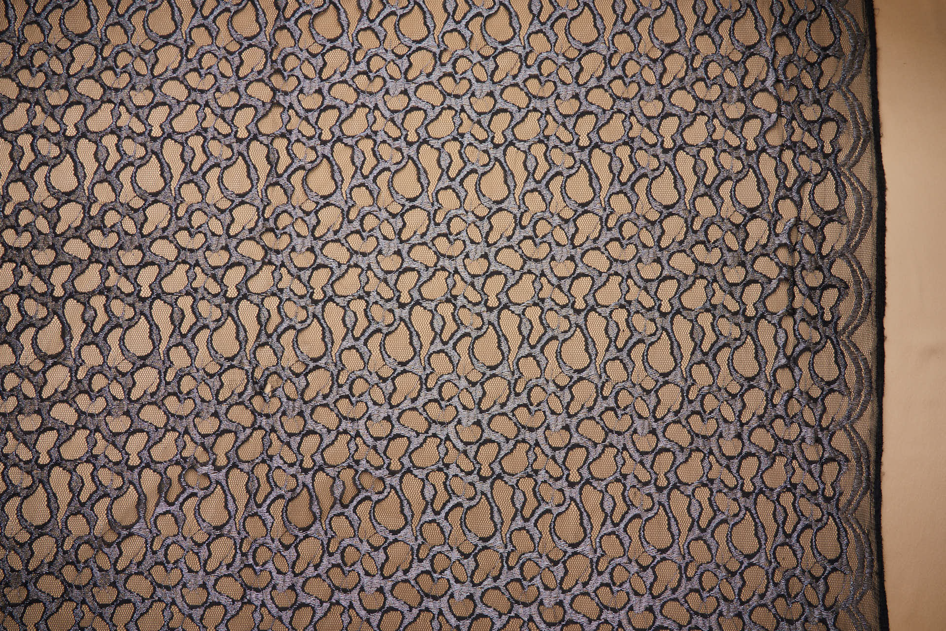 Organic Pattern Stretch Silver and Black Lace fabric, image 10 of 10