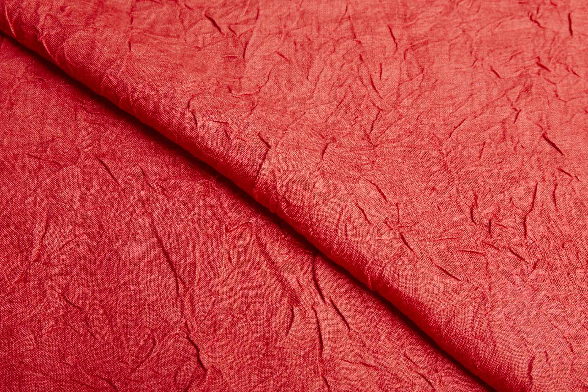 Red Crinkled Linen fabric, image 2 of 4