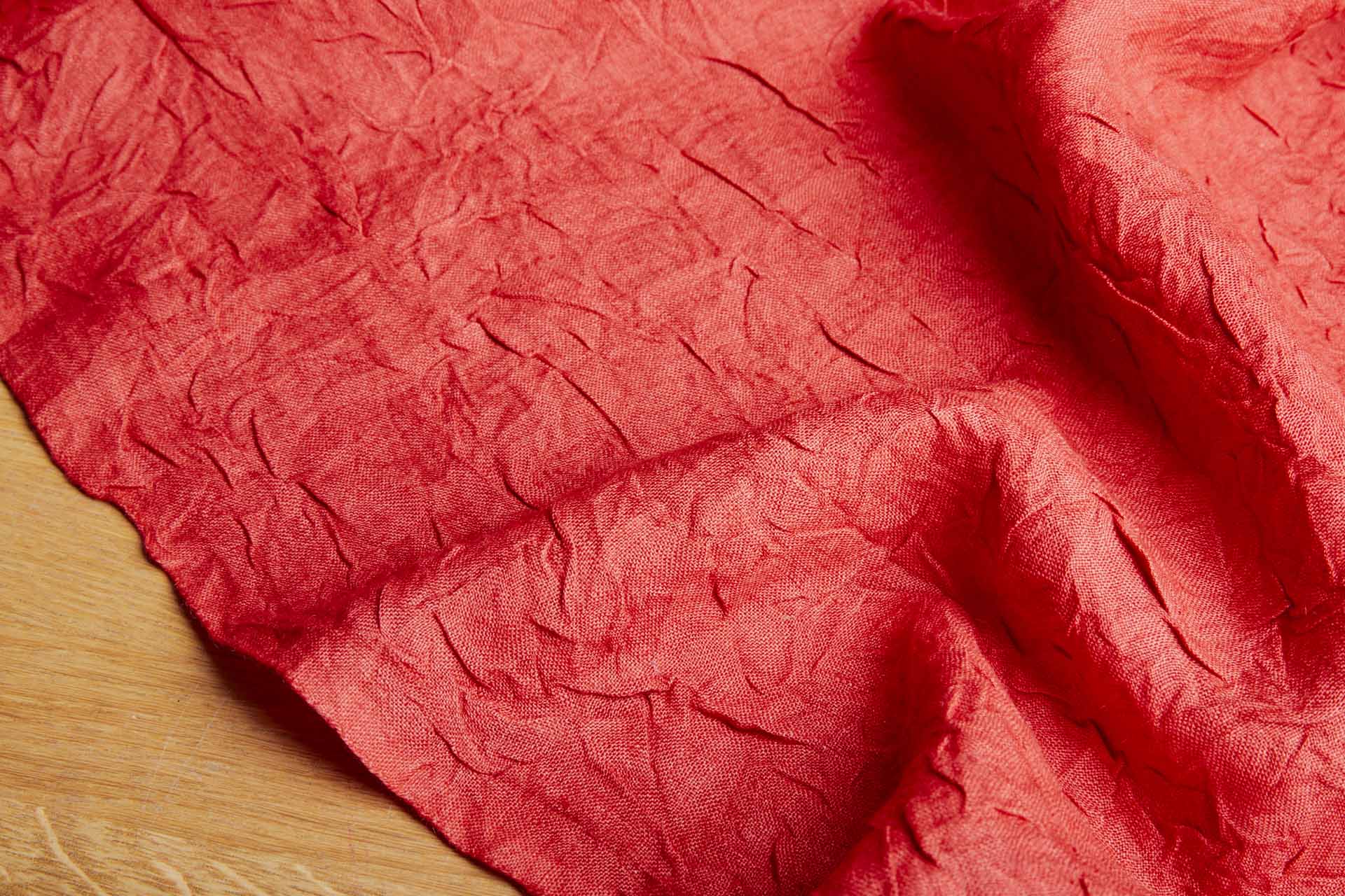 Red Crinkled Linen fabric, image 3 of 4