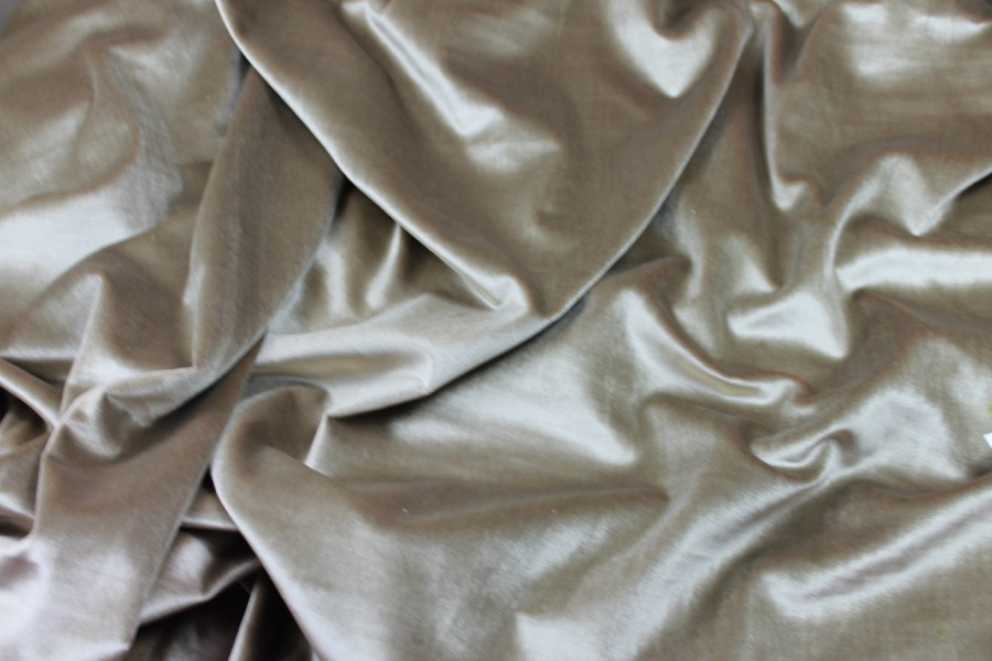 Silk and Cotton Velvet - Faun fabric, image 4 of 7