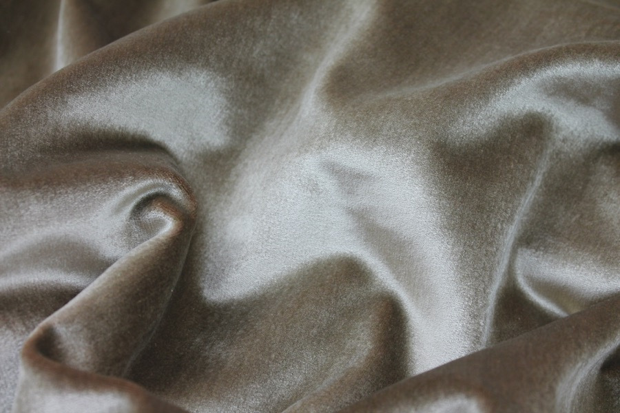 Silk and Cotton Velvet - Faun fabric, image 2 of 7