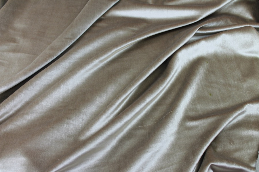 Silk and Cotton Velvet - Faun fabric, image 5 of 7