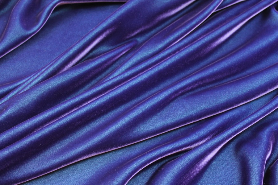 Viscose Velvet - Purple fabric, image 3 of 5