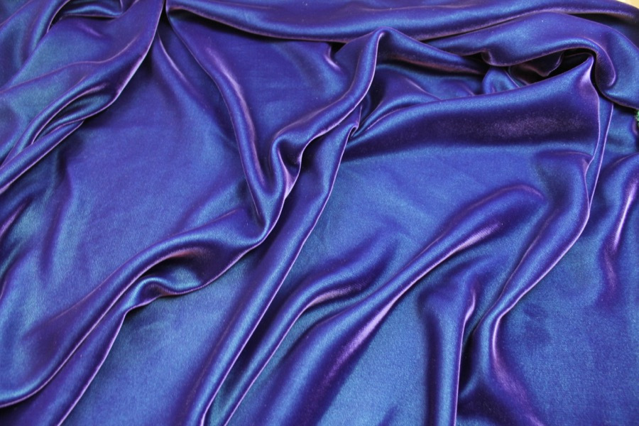 Viscose Velvet - Purple fabric, image 5 of 5