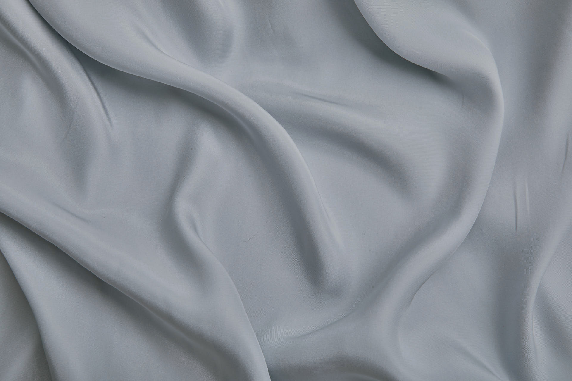 Silver Grey Silk Satin - 140cm wide fabric, image 4 of 7