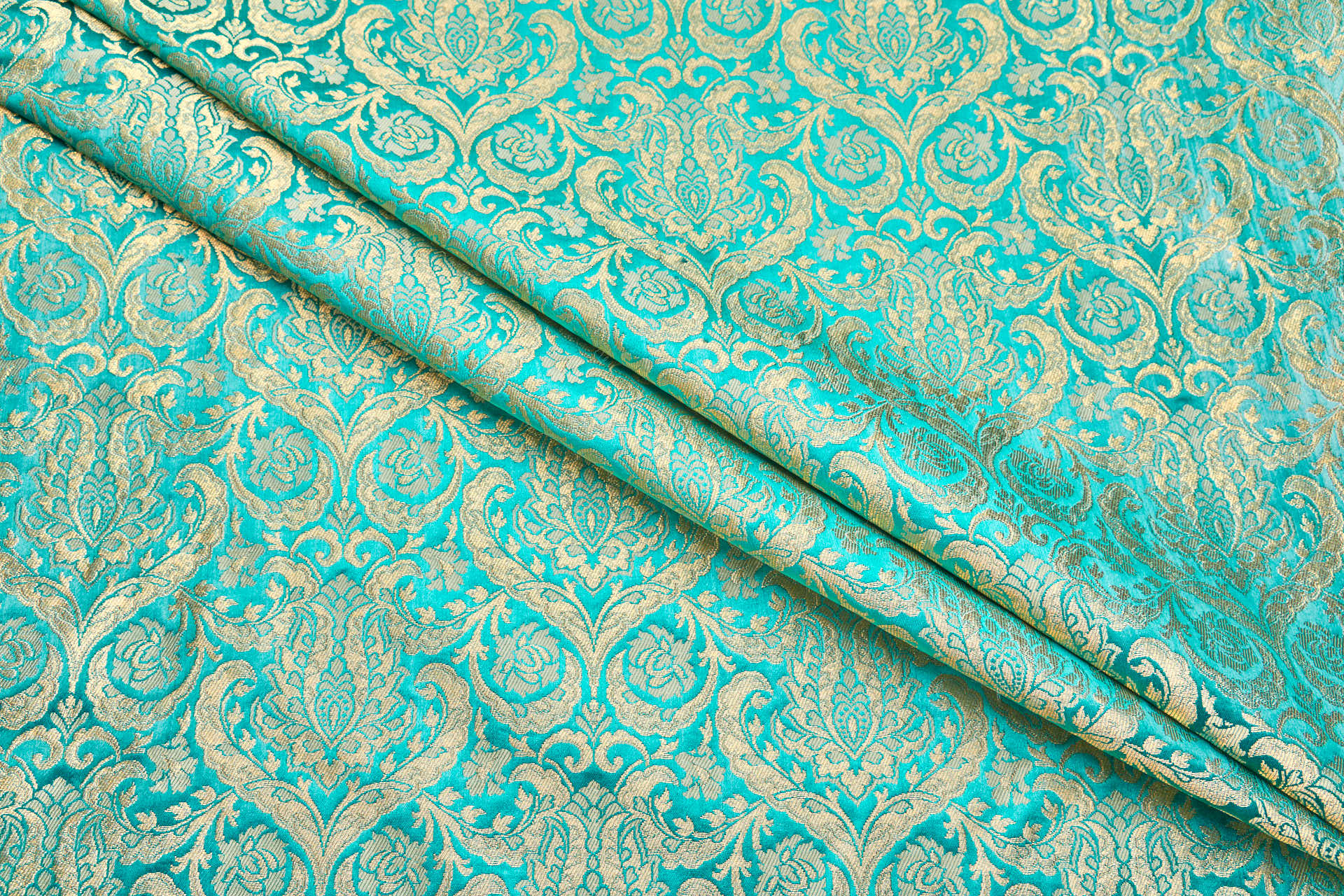 Heavy Banaras Brocade - Ornate Floral Cyan and Gold fabric, image 3 of 7