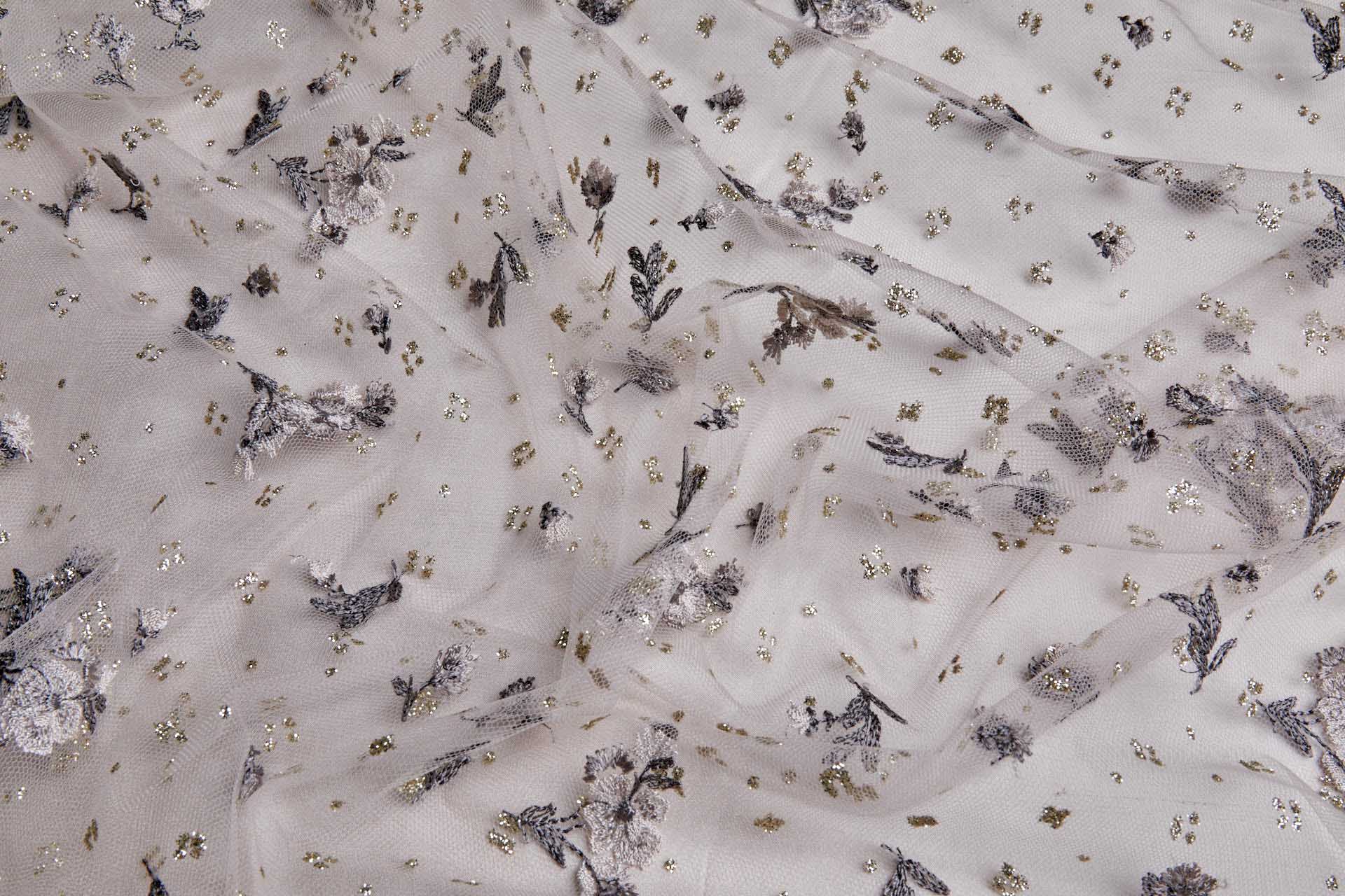 Dainty Heather and Dusky Pink Flowers on Illusion Tulle fabric, image 10 of 10