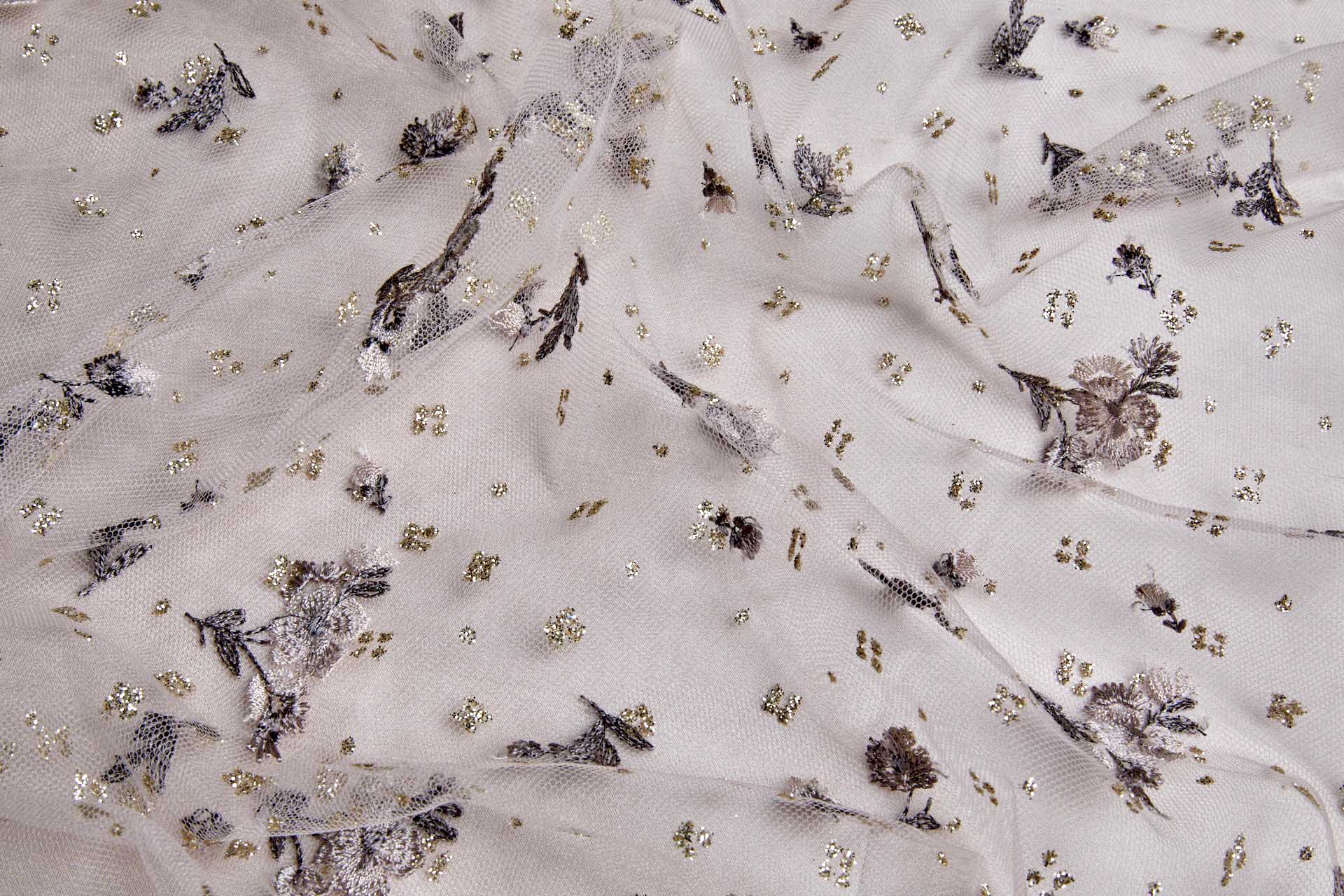 Dainty Heather and Dusky Pink Flowers on Illusion Tulle fabric, image 7 of 10