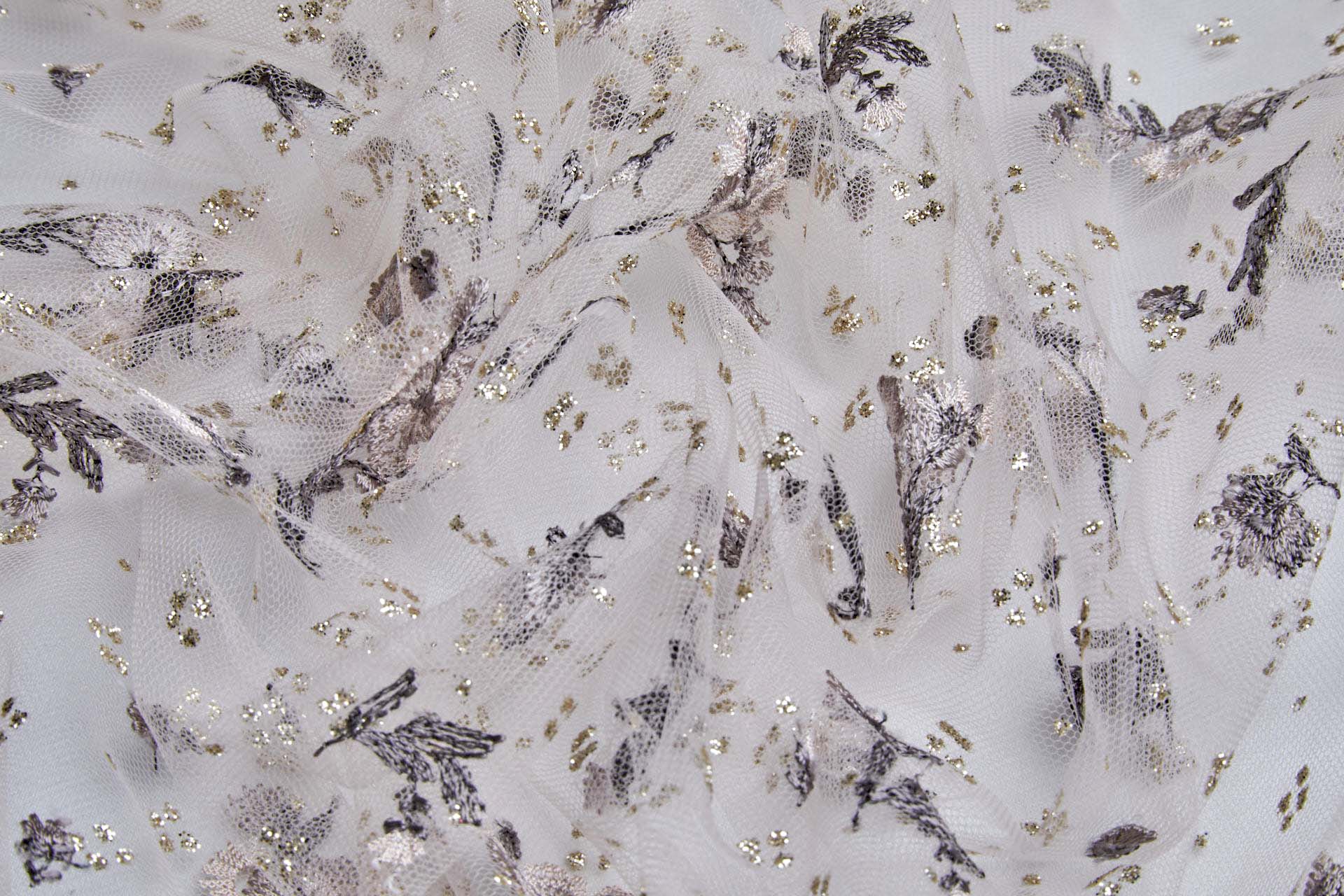 Dainty Heather and Dusky Pink Flowers on Illusion Tulle fabric, image 9 of 10