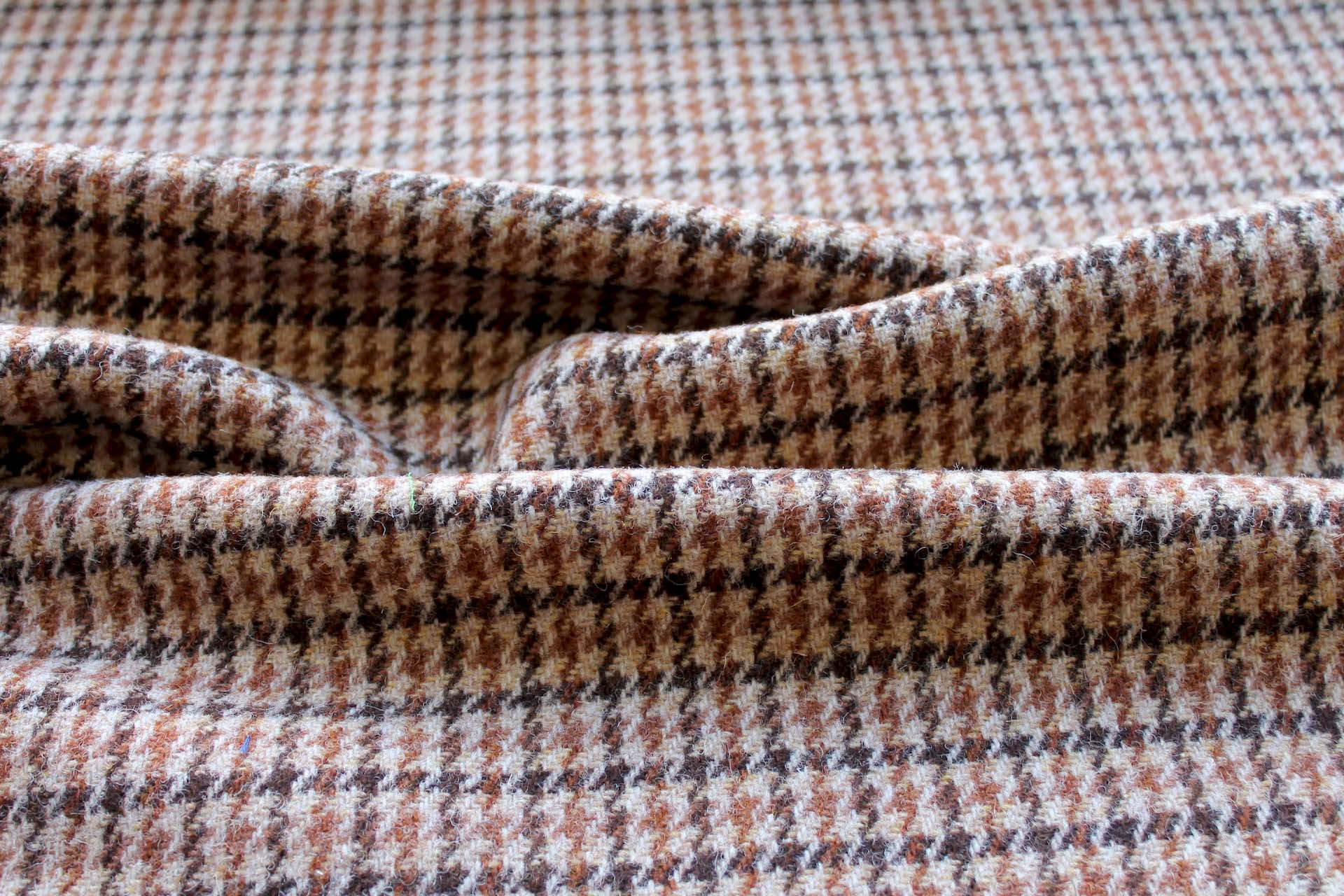 Houndstooth Harris Tweed Wool - Toffee / Brown fabric, image 2 of 7