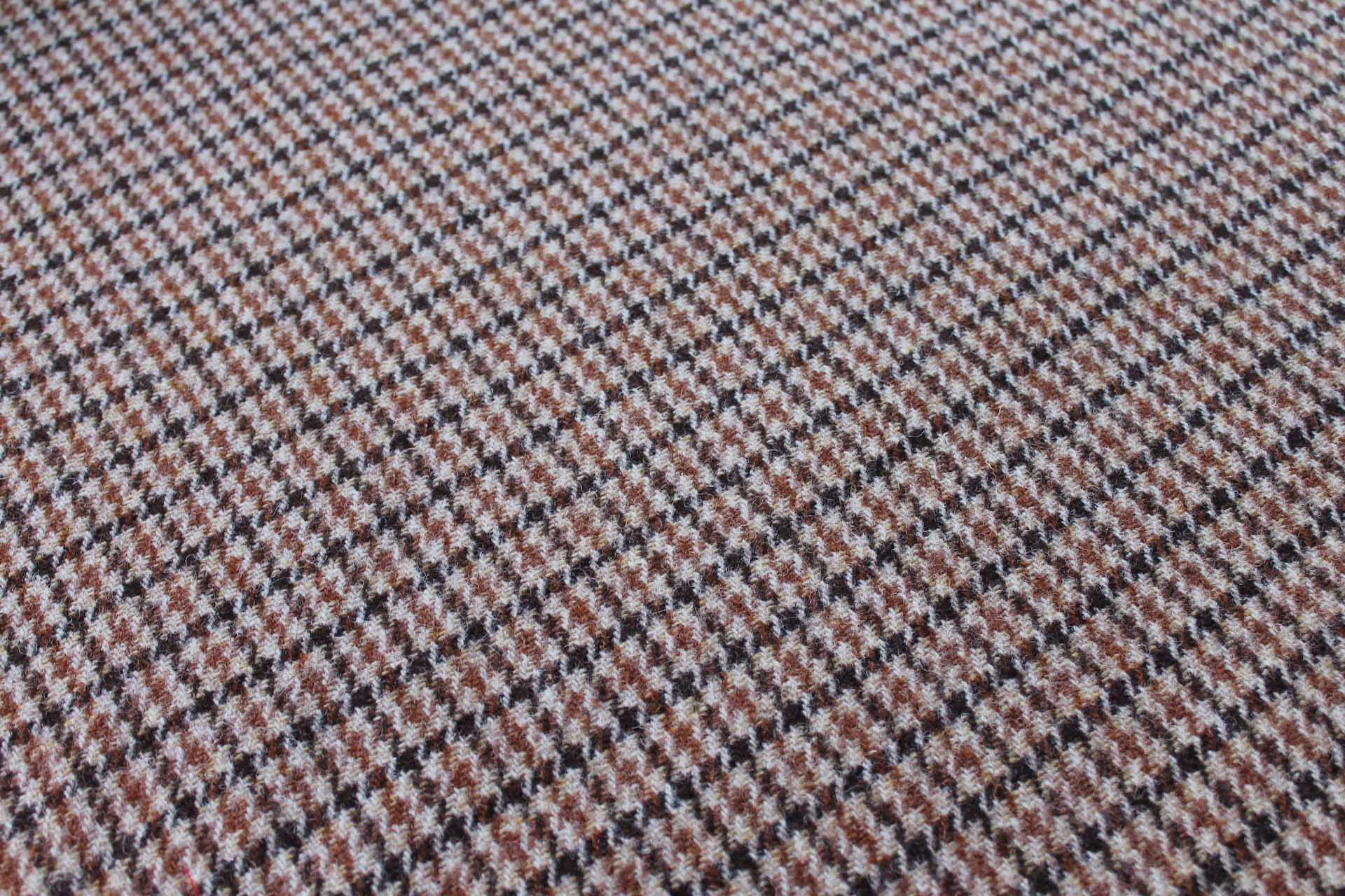 Houndstooth Harris Tweed Wool - Toffee / Brown fabric, image 5 of 7