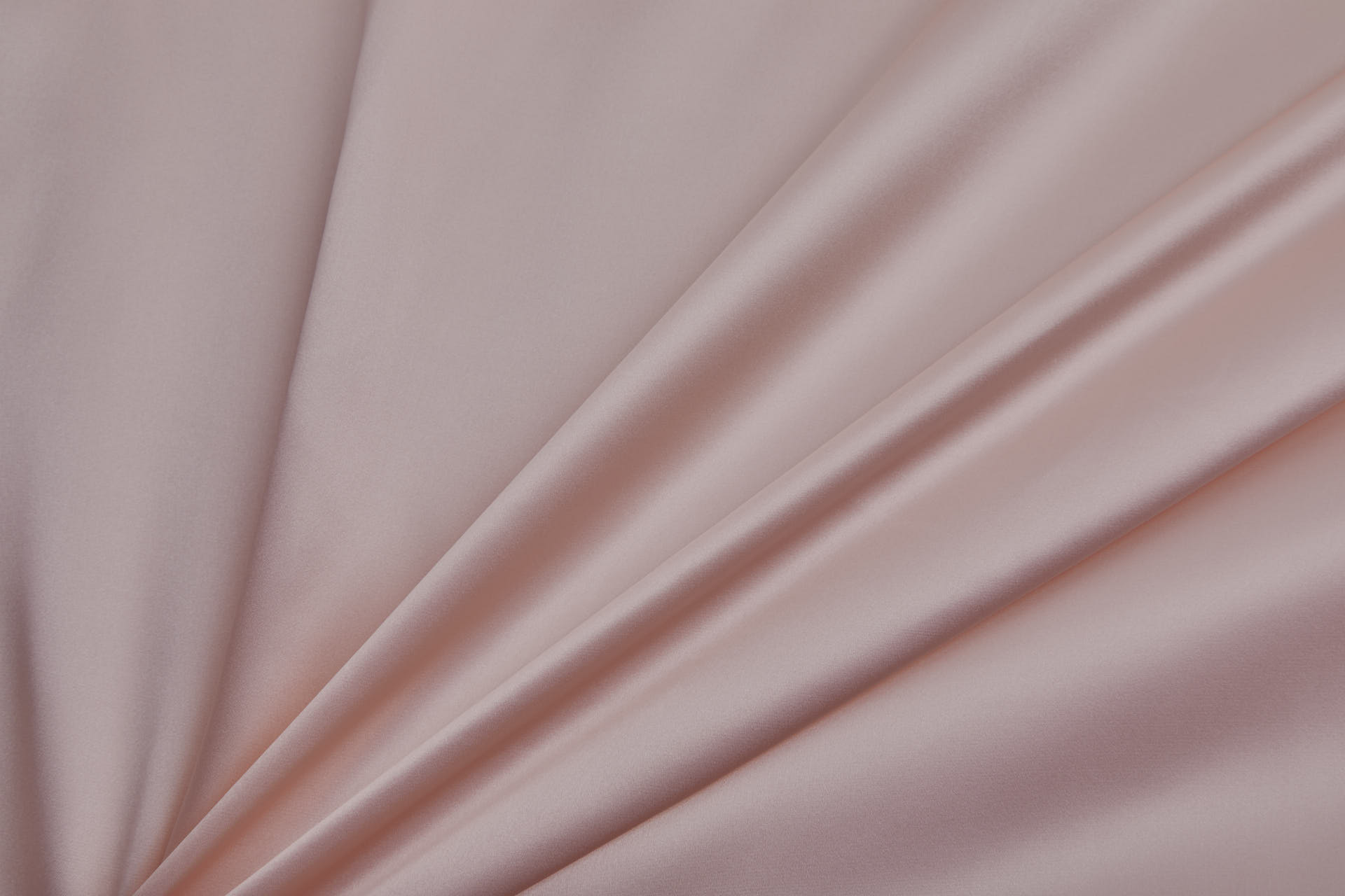 Pale Pink Silk Satin - 140cm wide fabric, image 3 of 7