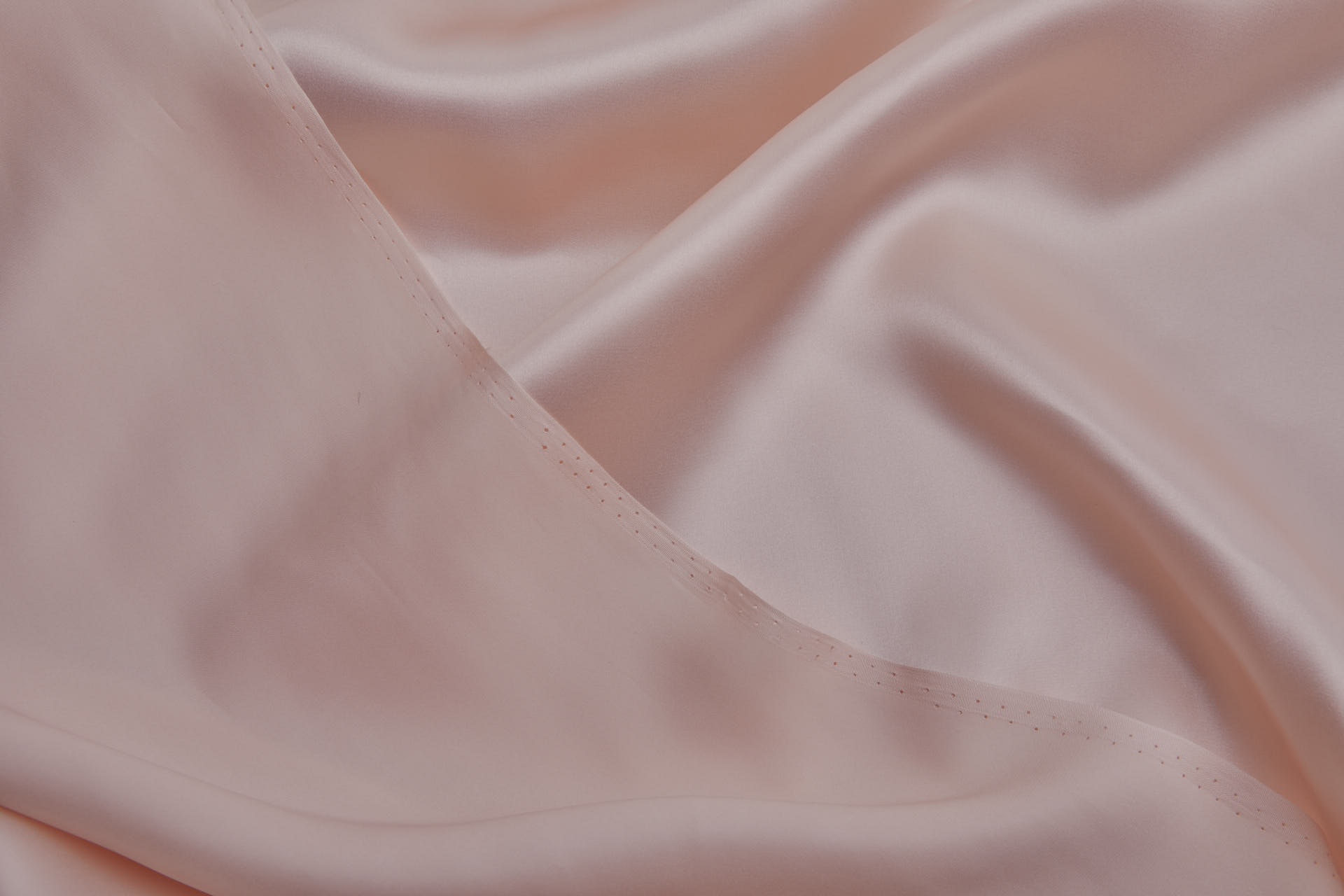 Pale Pink Silk Satin - 140cm wide fabric, image 4 of 7