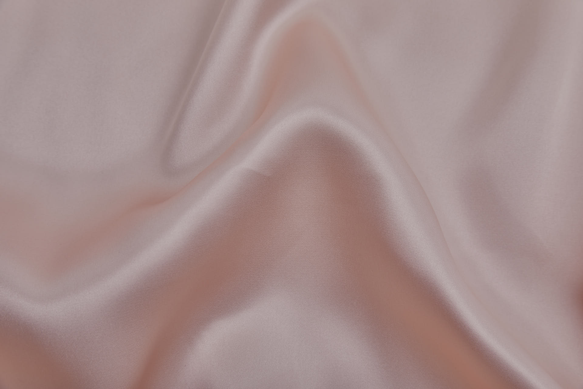 Pale Pink Silk Satin - 140cm wide fabric, image 6 of 7