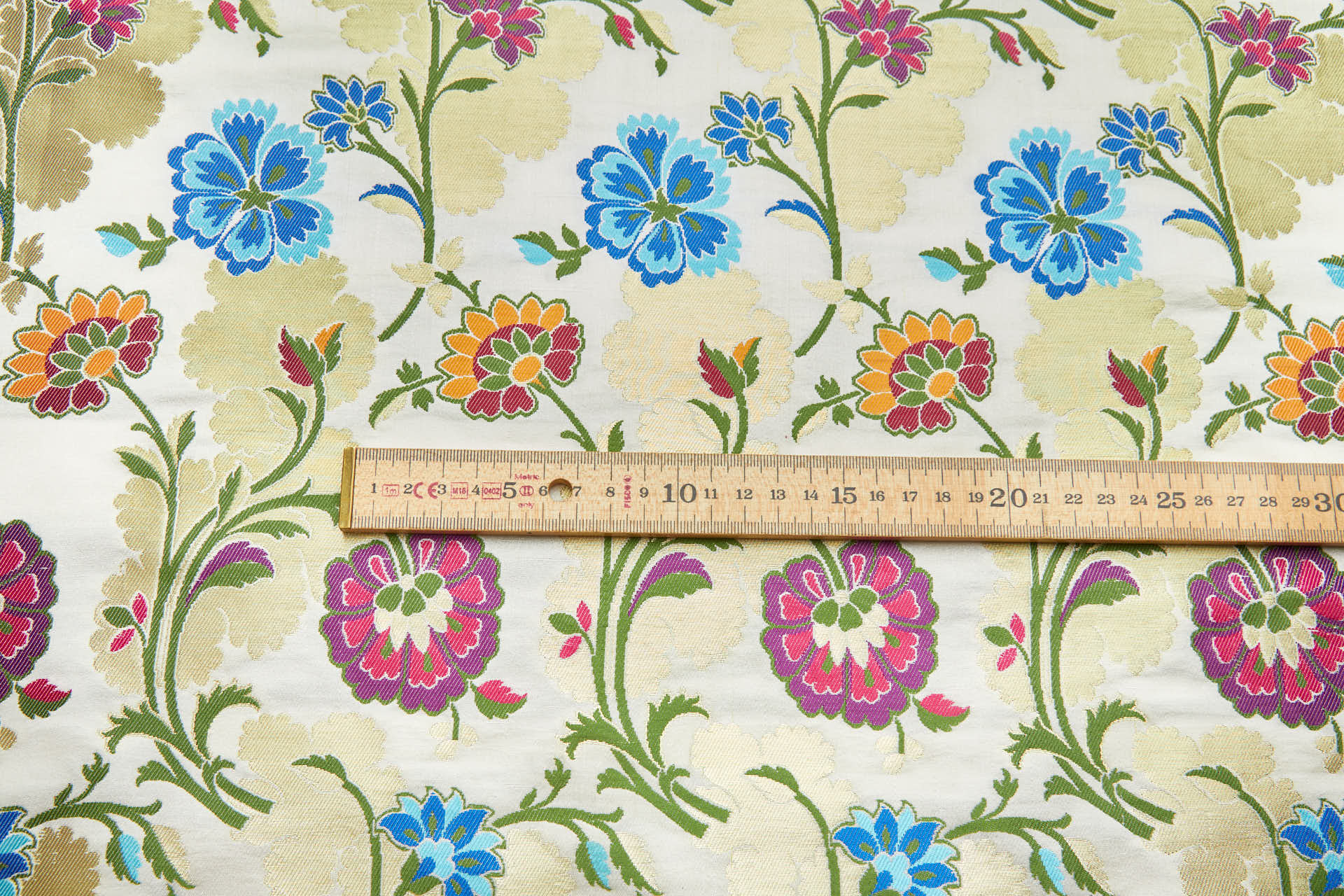 Heavy Banaras Brocade - Blues, Reds, Pinks and Gold on Ivory fabric, image 4 of 8