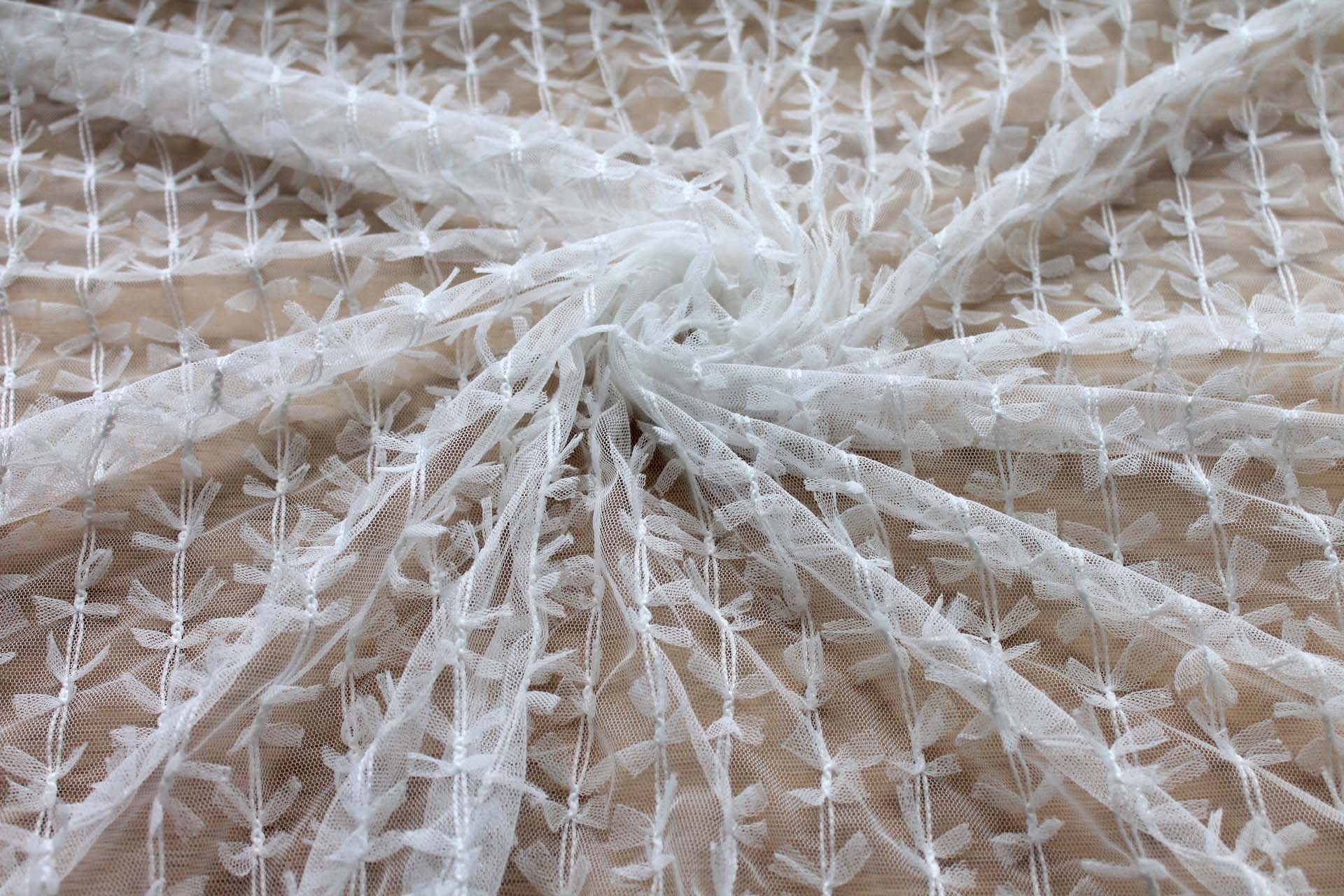 Mini Ribbon Bows on Tulle in Ivory fabric