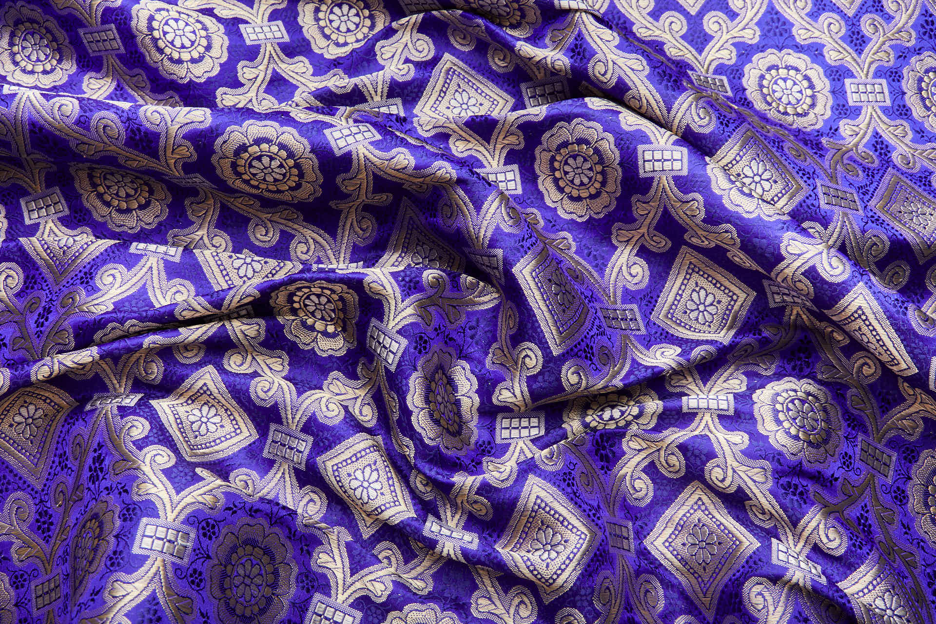 Banaras Brocade - Purple and Gold Ecclesiastical fabric, image 5 of 8