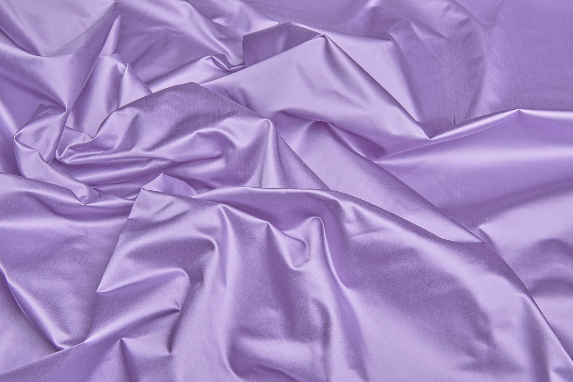 Silk/Cotton Duchesse Satin - Lavender shot Ivory fabric, image 3 of 4