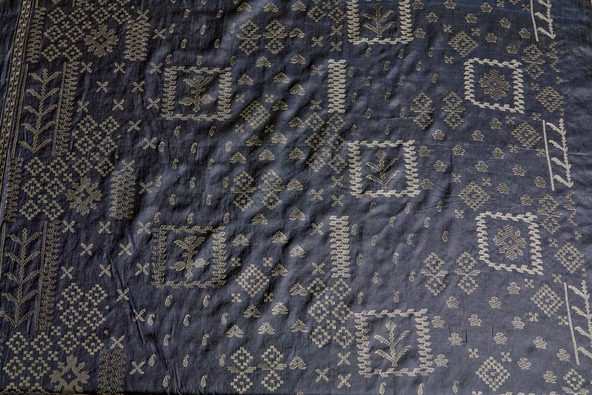 Border Style Kutch Embroidery on Navy Silk Tassar / Tussah fabric, image 9 of 10