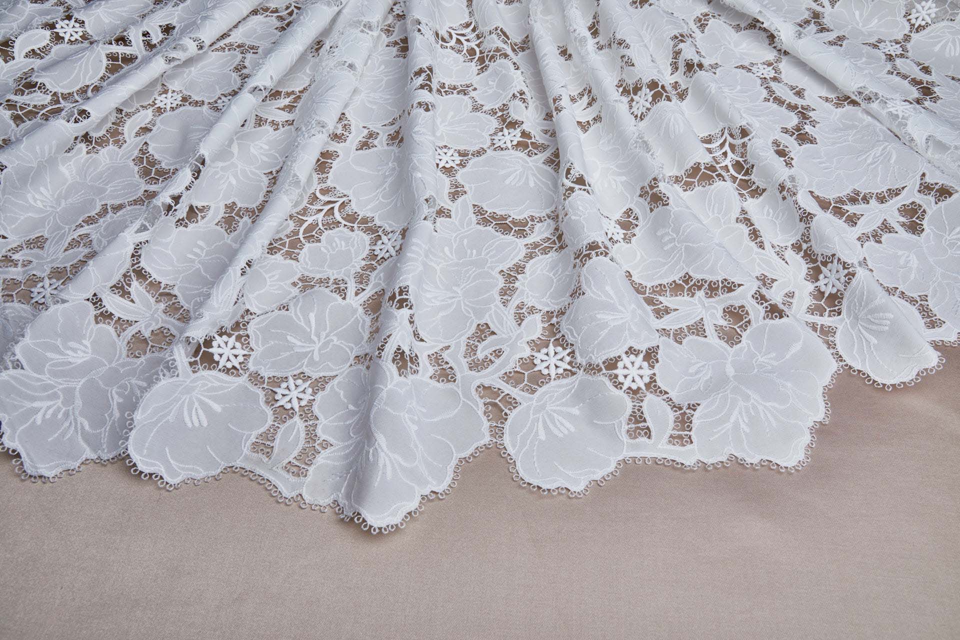 Cut-Out Embroidery - Lenten Rose Ivory fabric