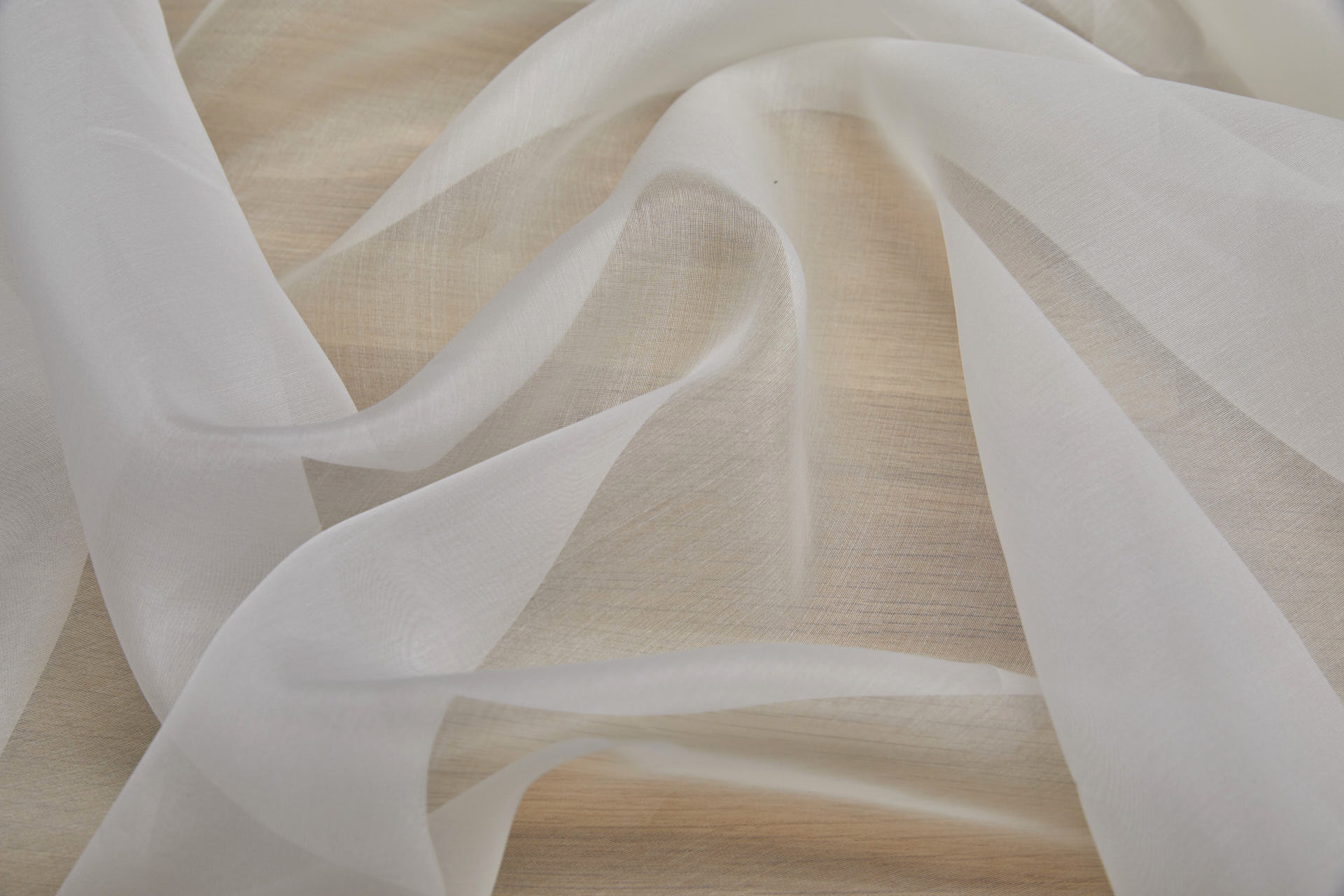 Italian Silk Organza - Ivory fabric