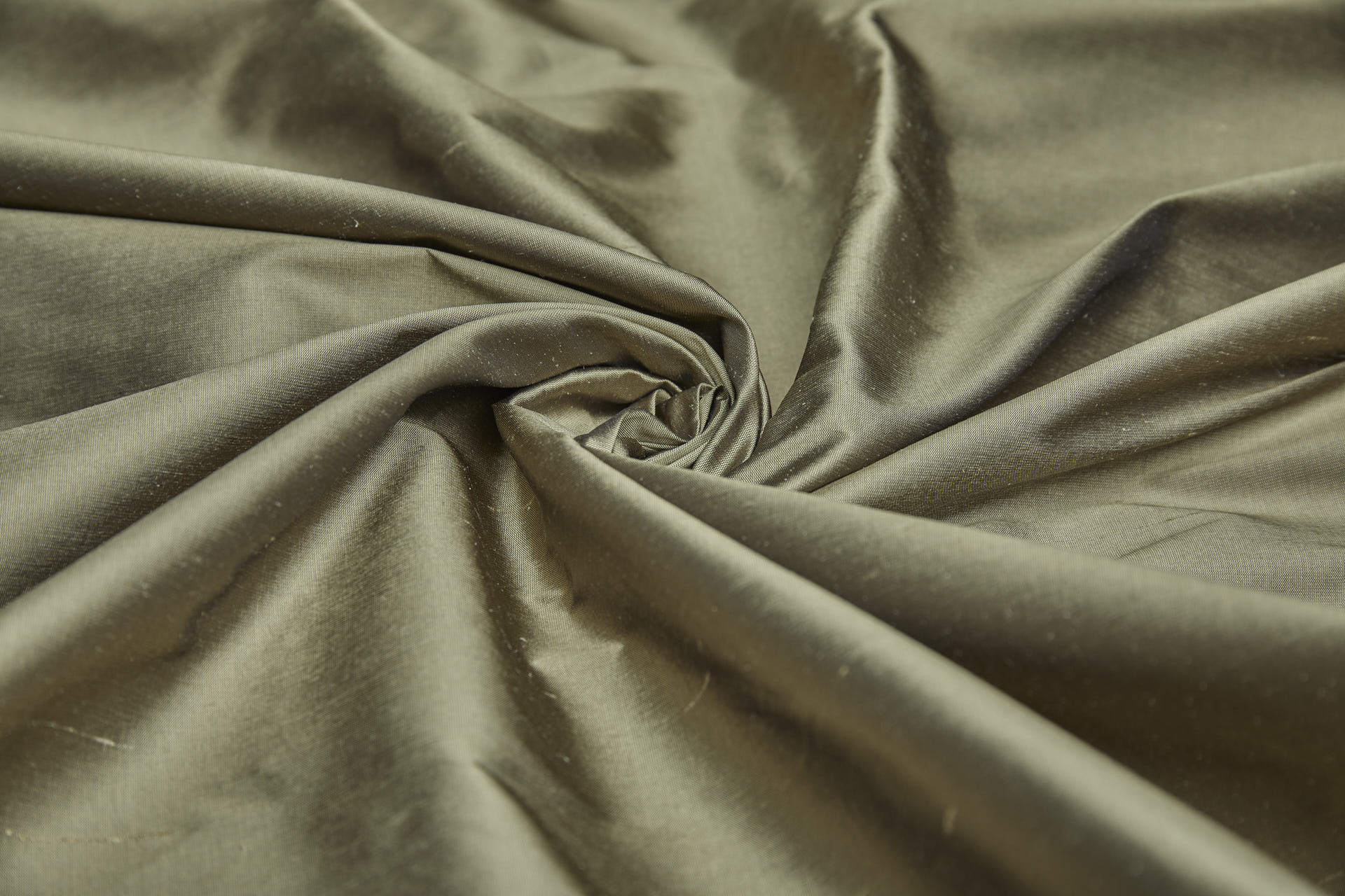 Silk Dupion - Husk fabric