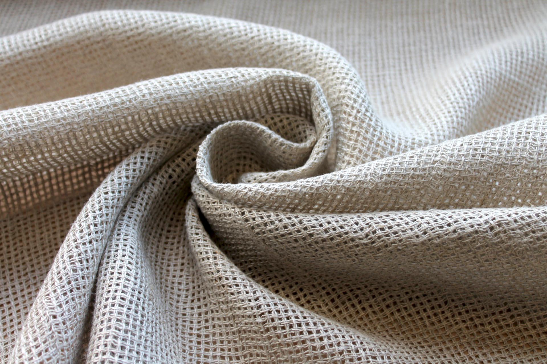 Hessian Sack Weave Linen - Natural fabric, image 6 of 6