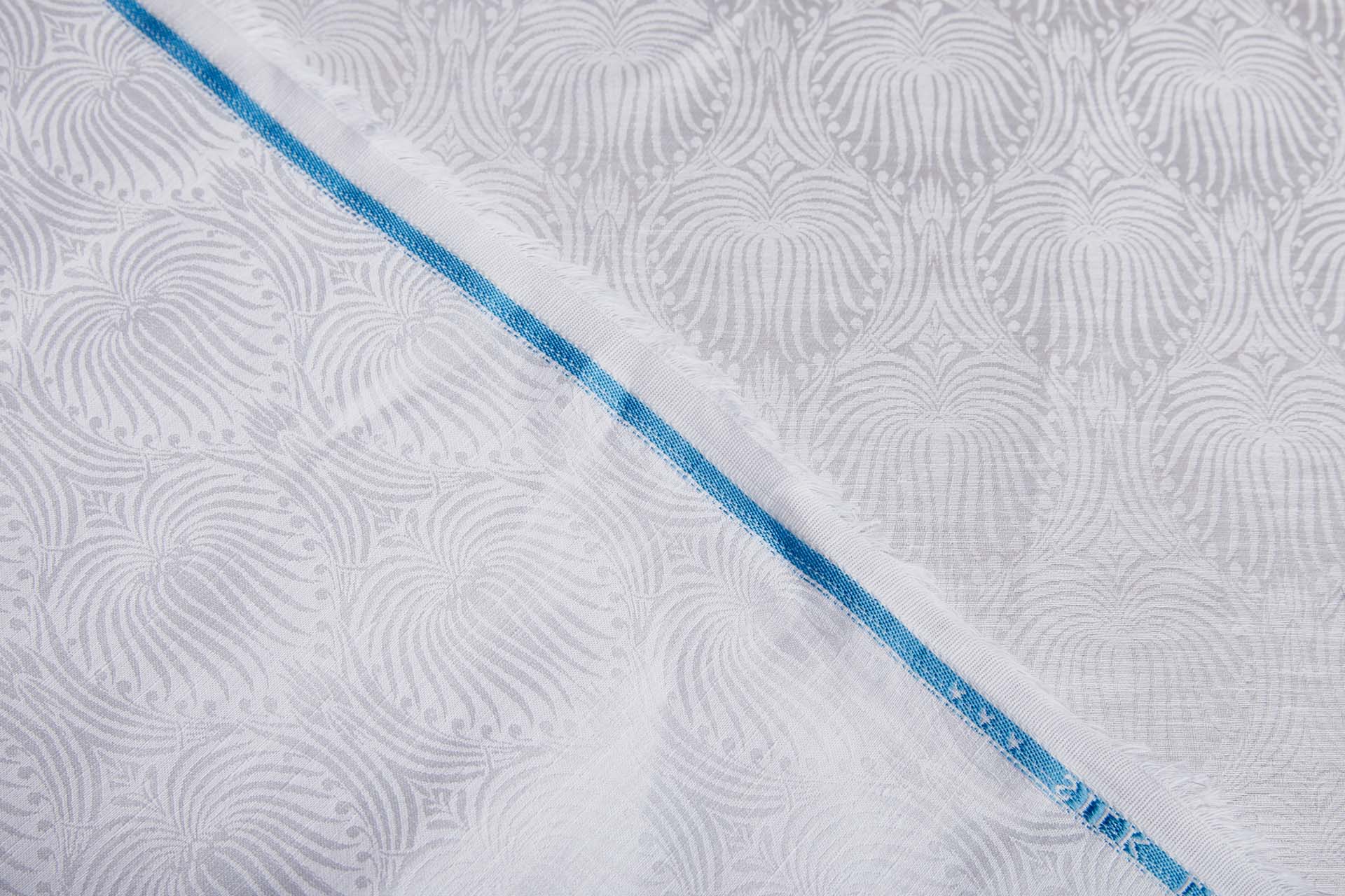 Large Pattern Silk and Linen Jacquard in White / Ivory fabric, image 2 of 7