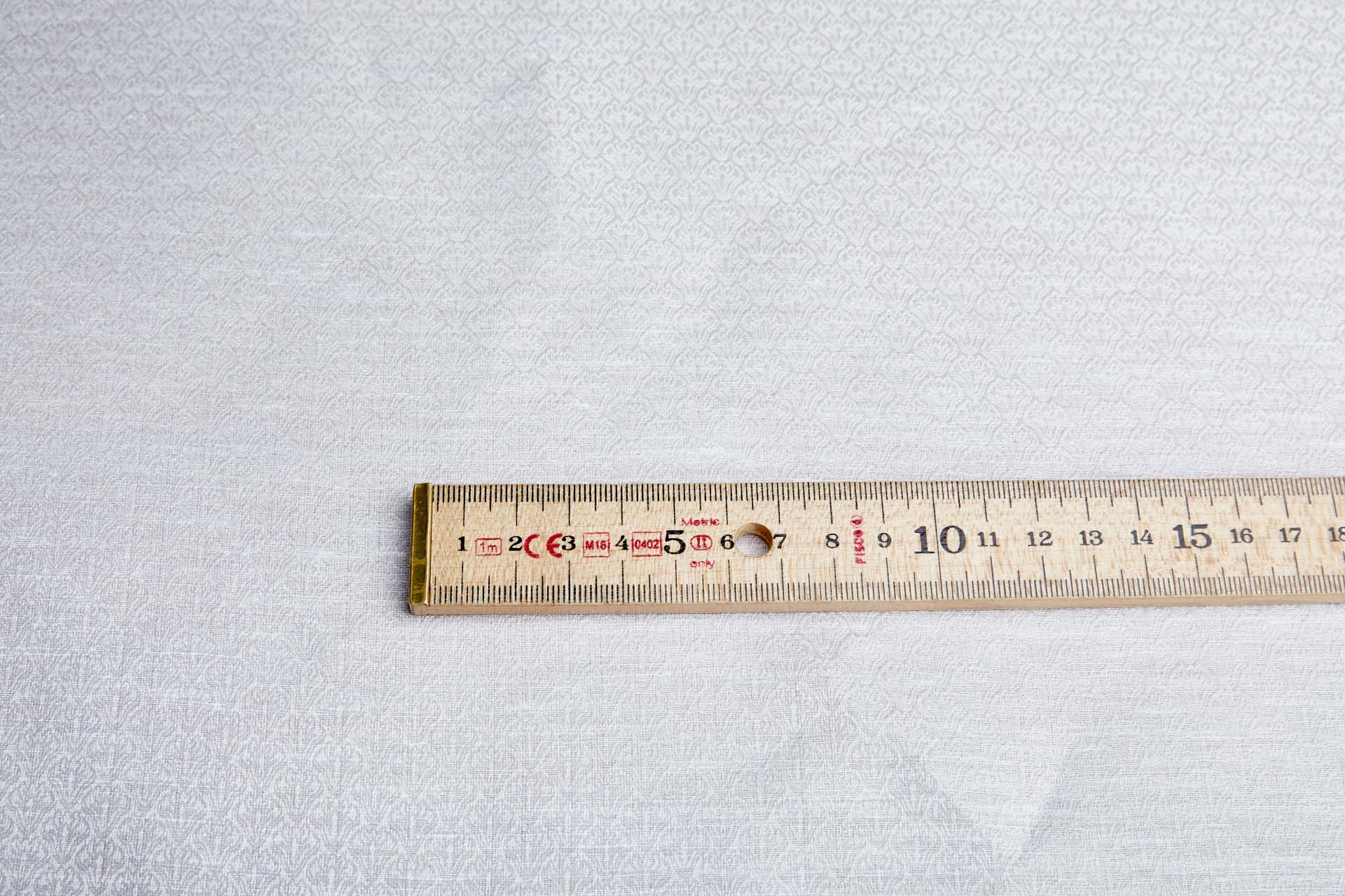 Small Pattern Silk and Linen Jacquard in Ivory fabric, image 6 of 9