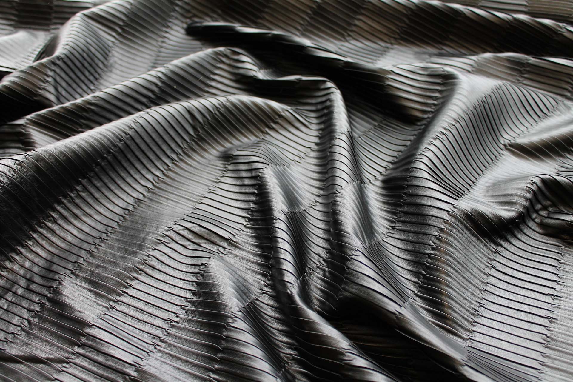 Pleated Backed Glove Leatherette - Black fabric, image 4 of 5