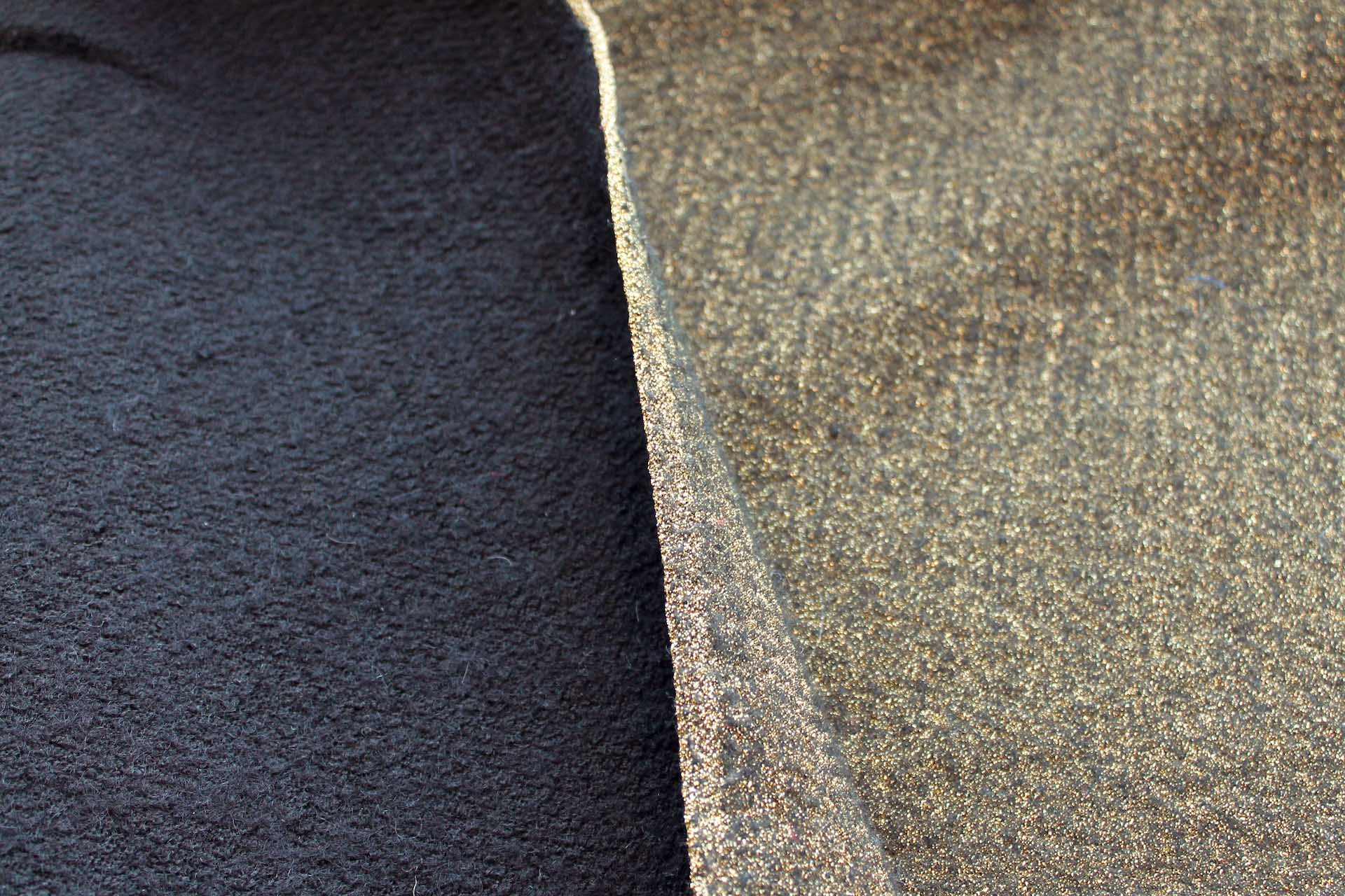 Glittery Wool Knit - Gold fabric