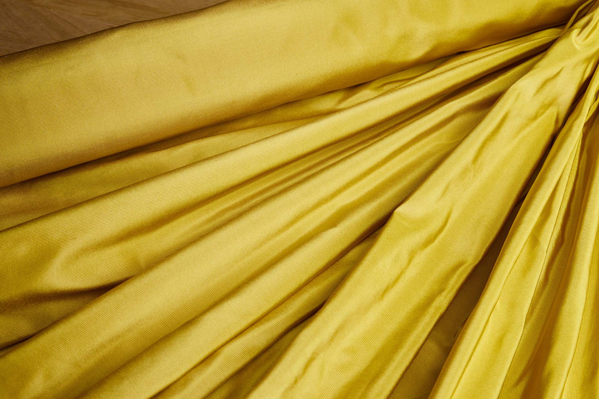 Heavy Weight Silk Taffeta - 3-Tone - Gold, Caramel and Yellow fabric, image 7 of 8