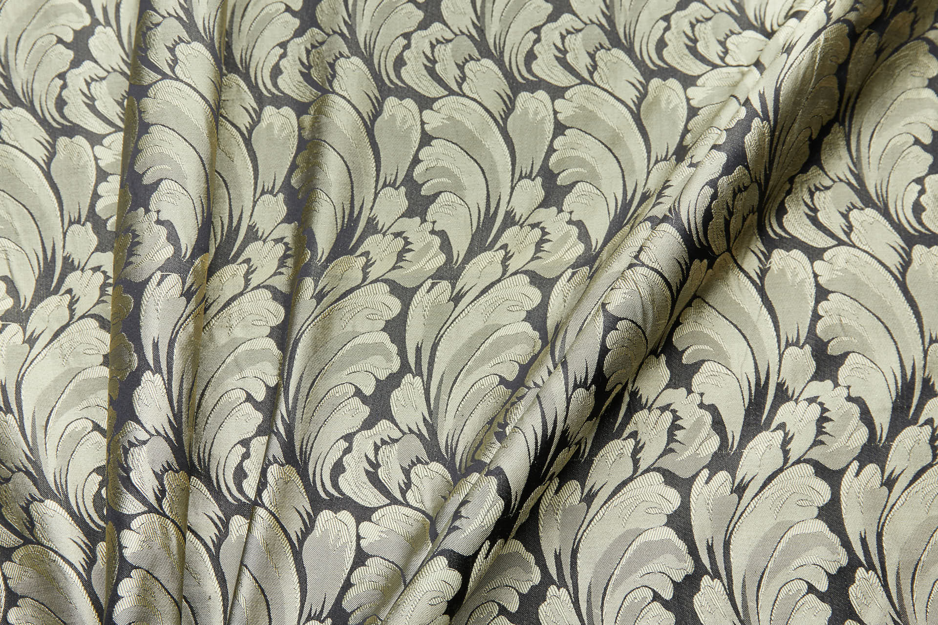 Compact Repeat Acanthus Leaf Reversible Silk Jacquard - Golden Yellow and Black fabric, image 7 of 16