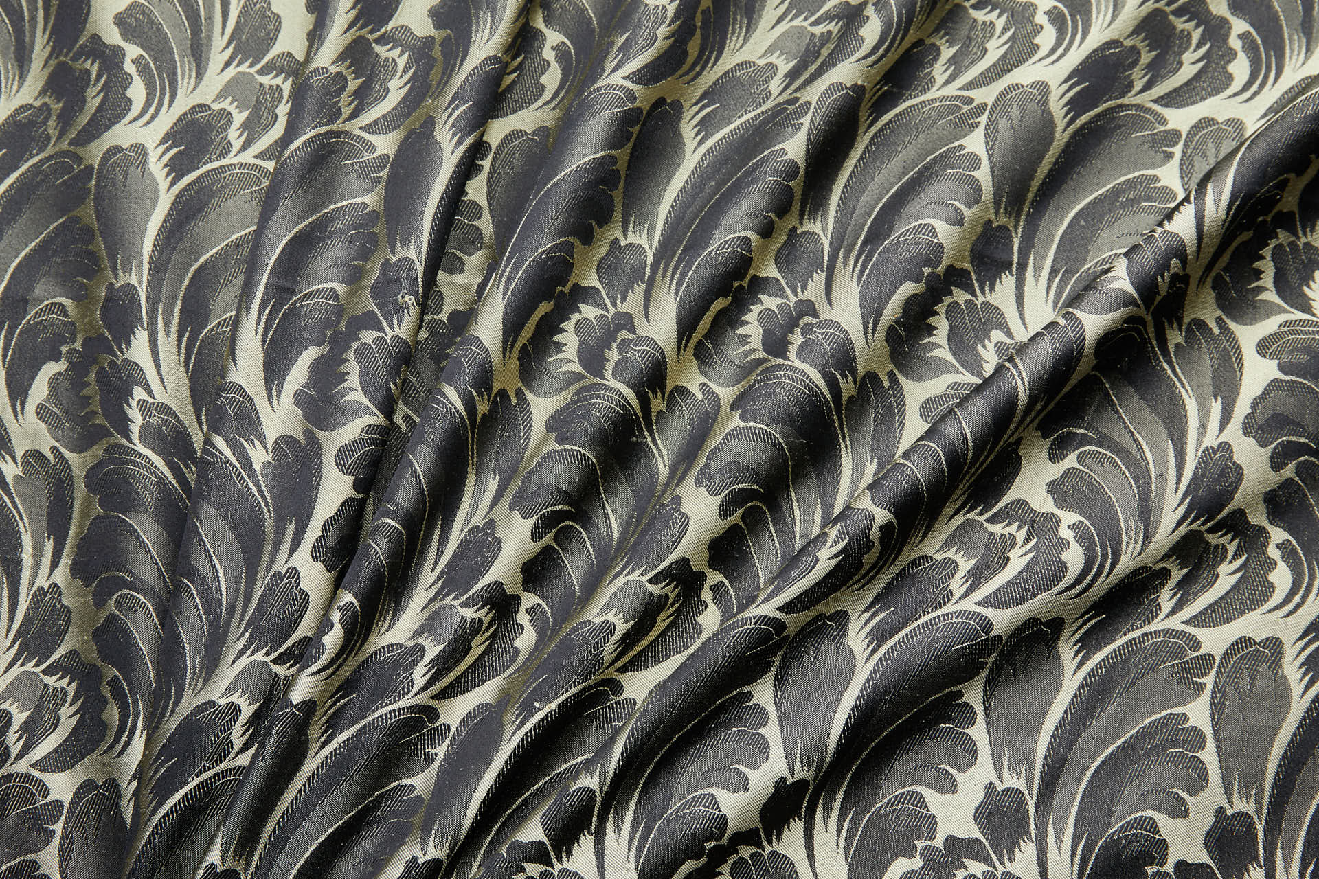 Compact Repeat Acanthus Leaf Reversible Silk Jacquard - Golden Yellow and Black fabric, image 6 of 16