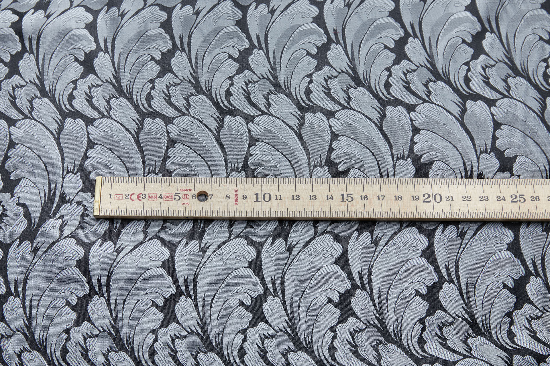 Compact Repeat Acanthus Leaf Reversible Silk Jacquard - Silver Grey and Black fabric, image 7 of 15