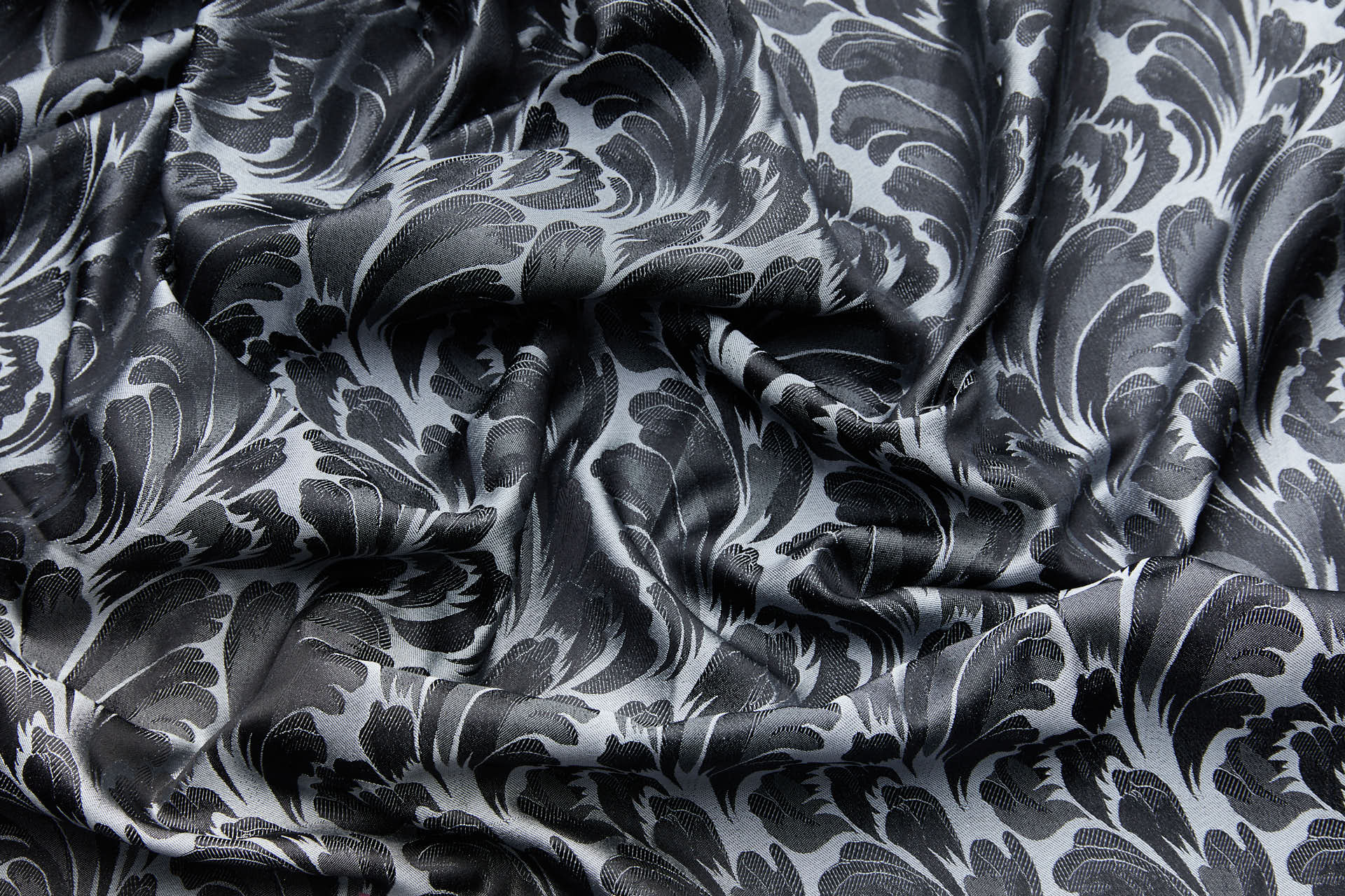 Compact Repeat Acanthus Leaf Reversible Silk Jacquard - Silver Grey and Black fabric, image 11 of 15