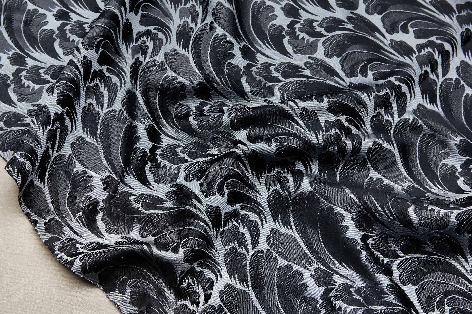Compact Repeat Acanthus Leaf Reversible Silk Jacquard - Silver Grey and Black fabric, image 10 of 15