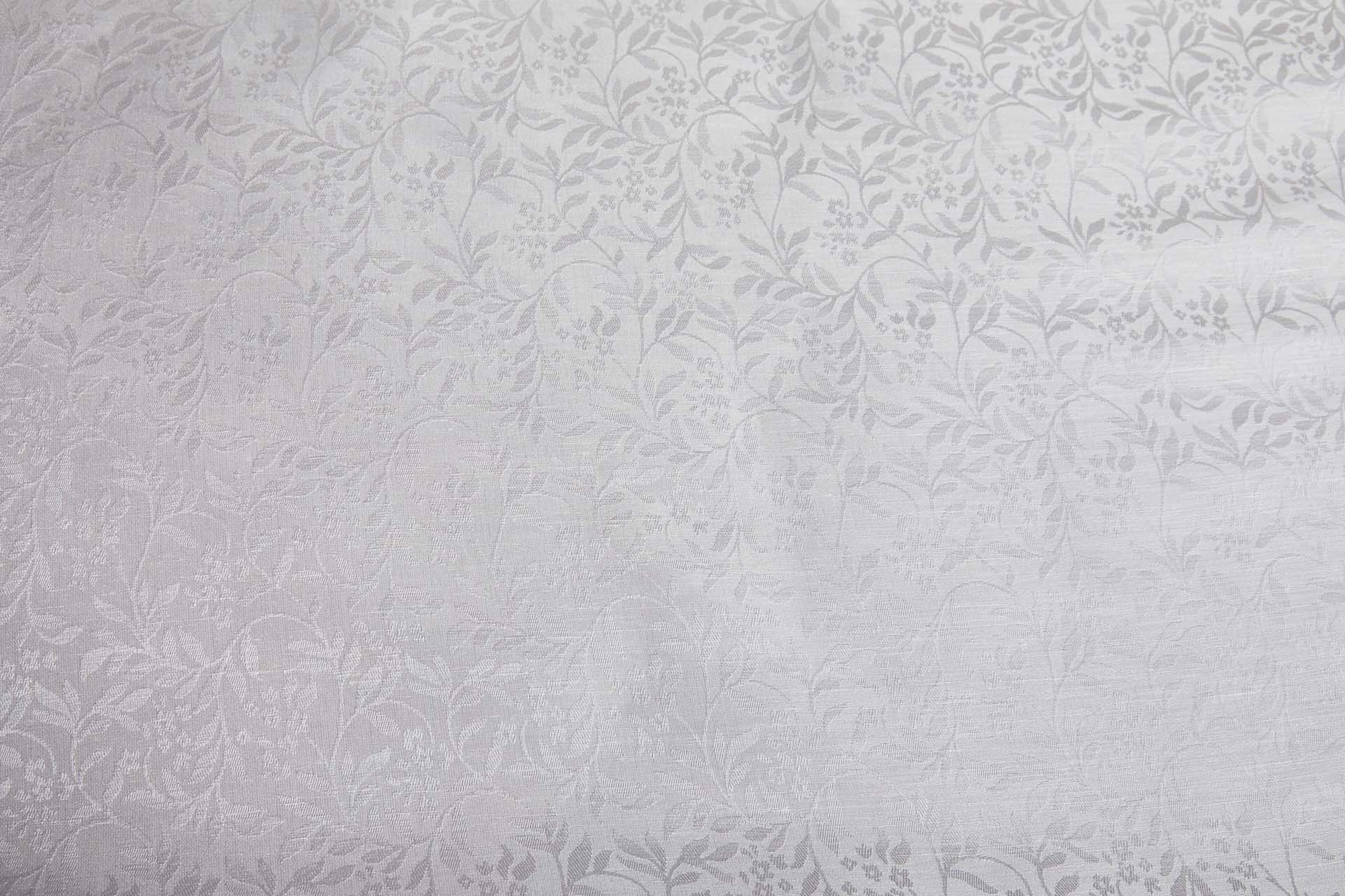 Willow Pattern Silk and Linen Jacquard in Ivory fabric, image 8 of 10