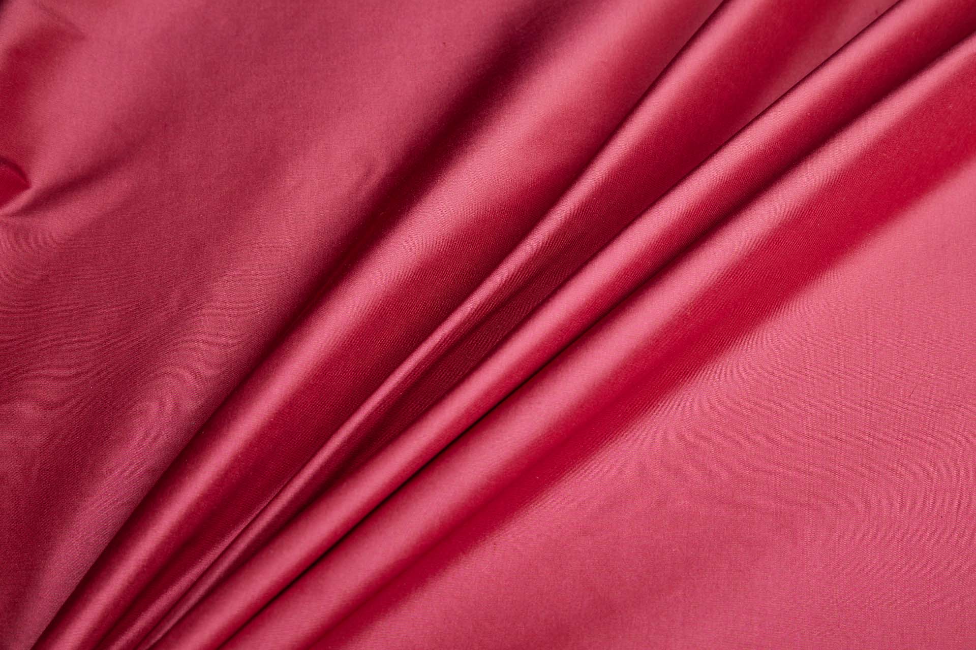 Heavy Weight Silk Taffeta - 3-Tone - Fuchsia, Brown and Maroon fabric, image 4 of 8