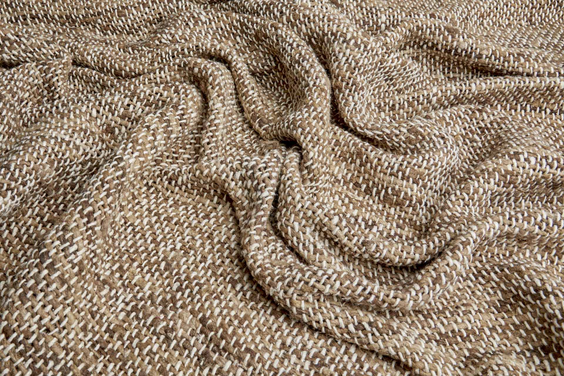 Chunky Loose Weave Silk - Ecru / Browns fabric, image 5 of 8