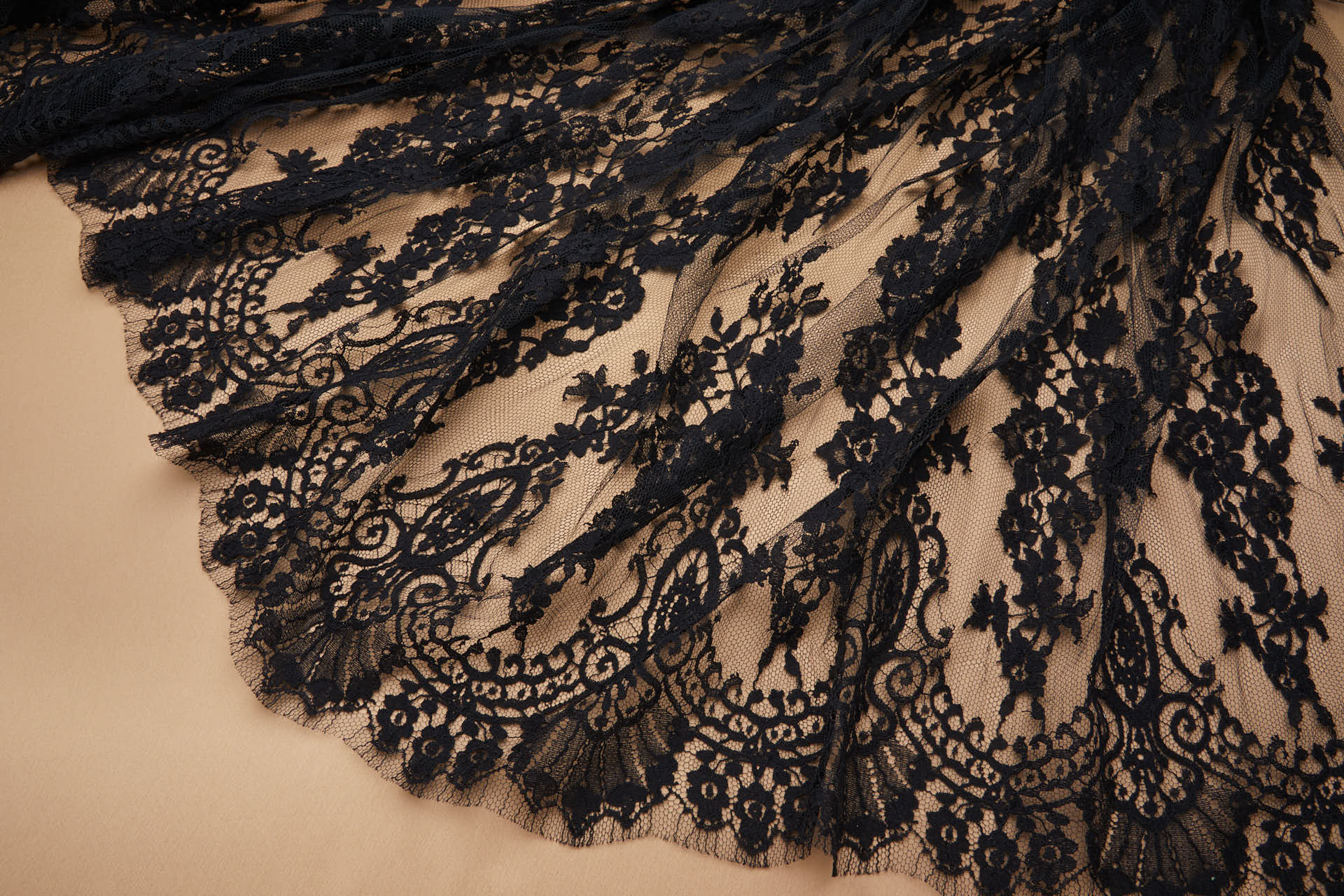 Decorative Border Floral Leavers Lace in Black fabric, image 2 of 8