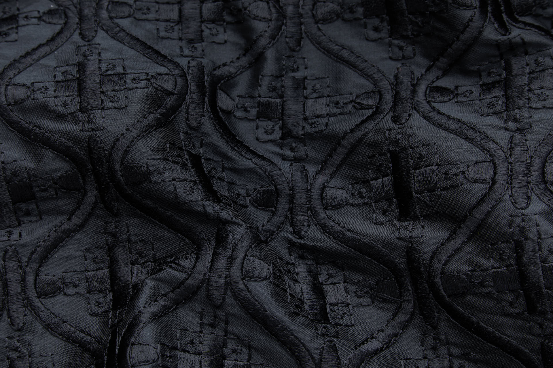 Black Decorative Ogee Trellis Pattern Embroidery fabric, image 3 of 9