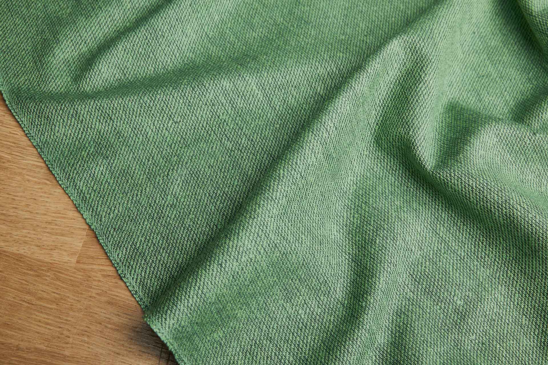 Reversible Silk Cotton Twill Weave - Fresh Green / Hunter Green fabric, image 8 of 11