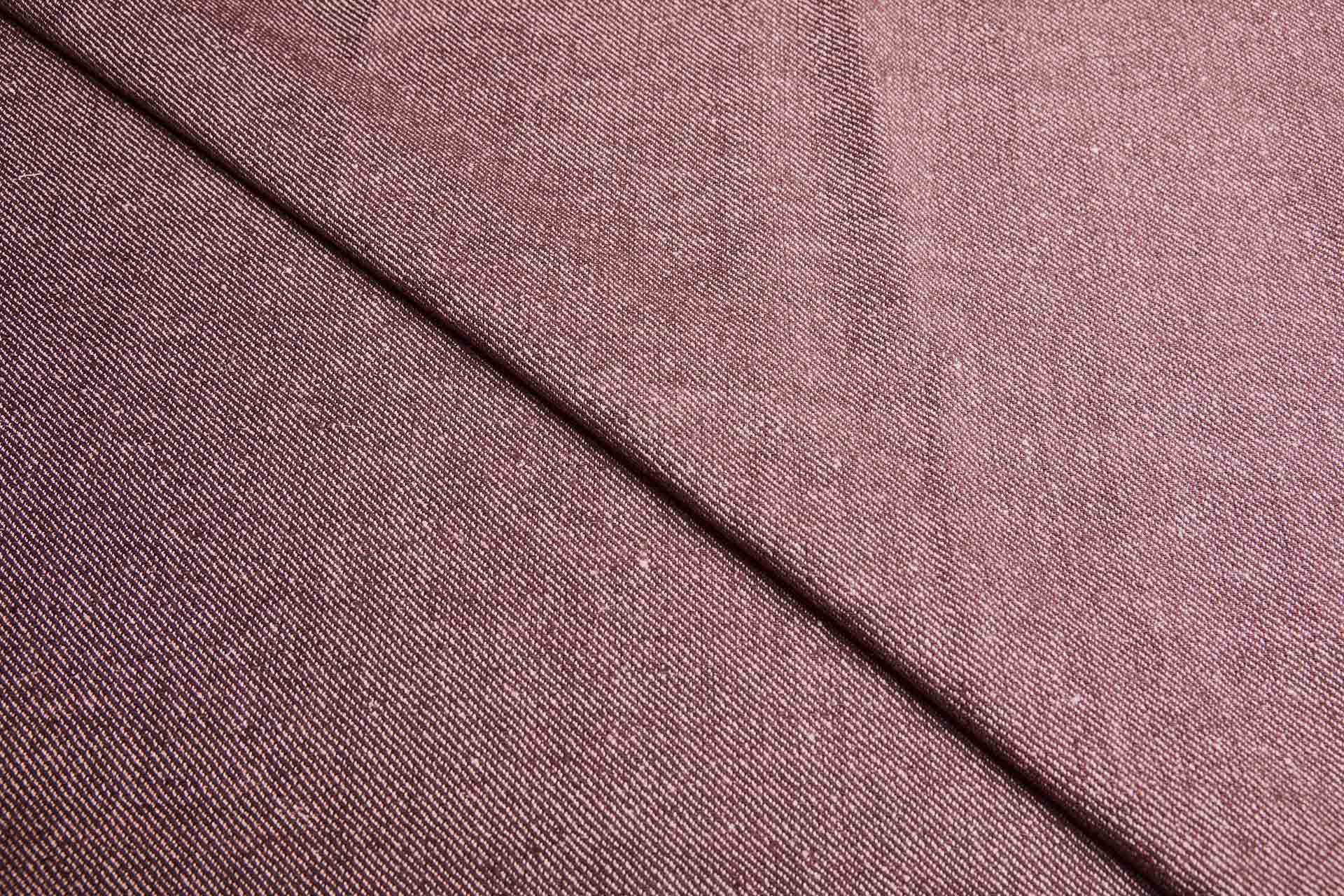 Reversible Silk Cotton Twill Weave - Tea Rose Pink / Maroon fabric, image 4 of 12
